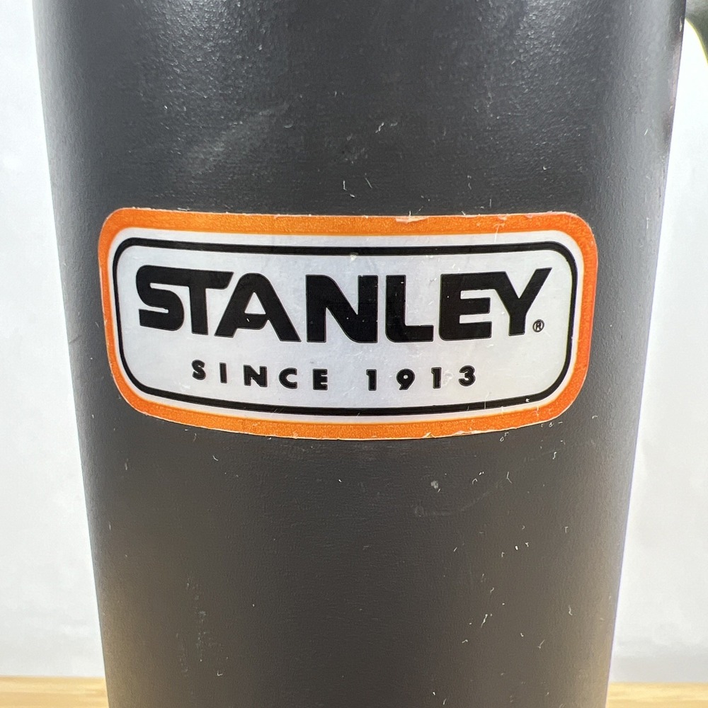 Stanley Outdoor Drink-Thru Bottle 16oz - Rare - Old Logo - Excellent Condition - Picture 3 of 6